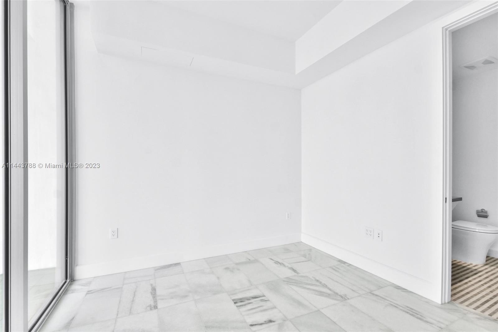 700 NE 26 TER # 2105