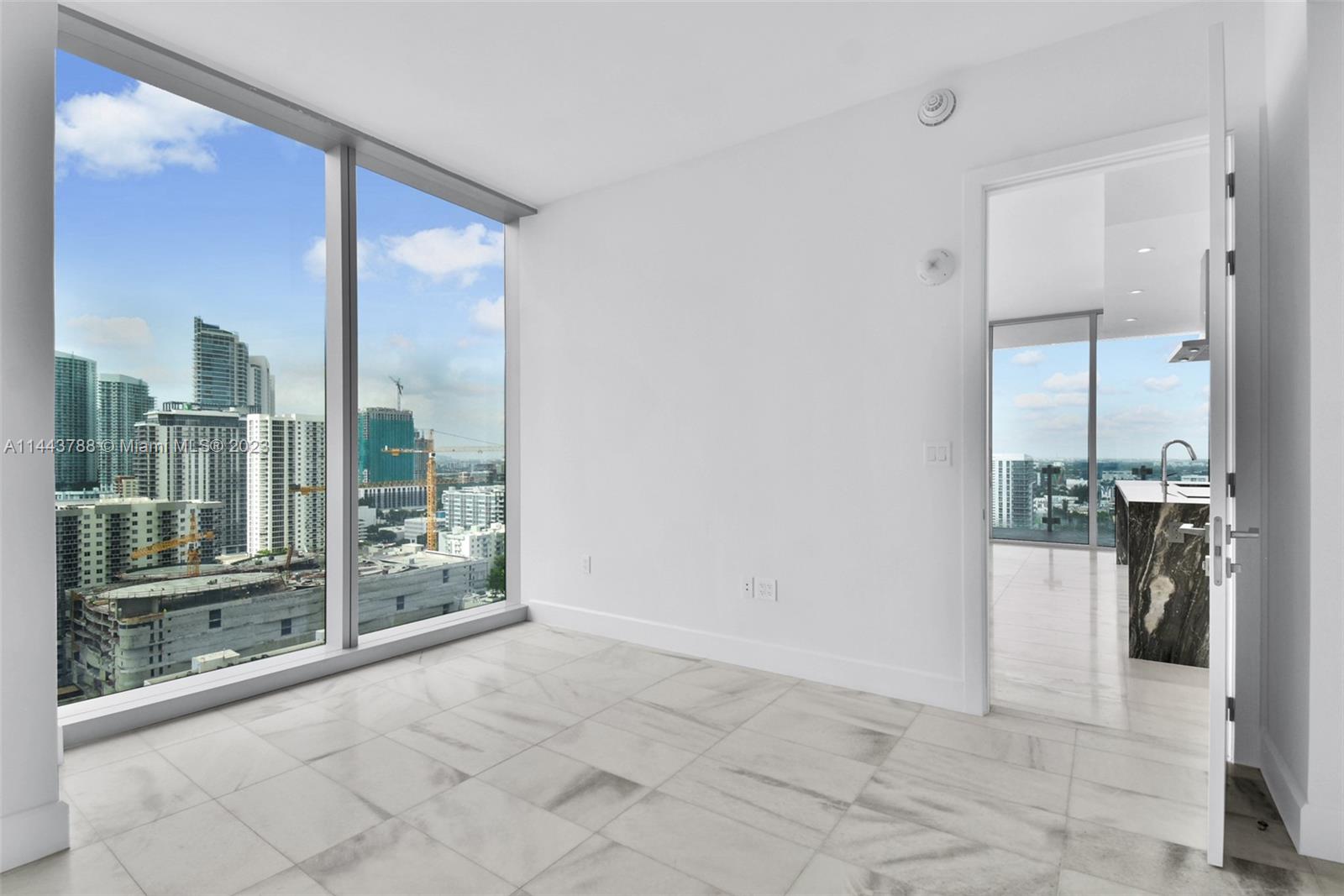 700 NE 26 TER # 2105