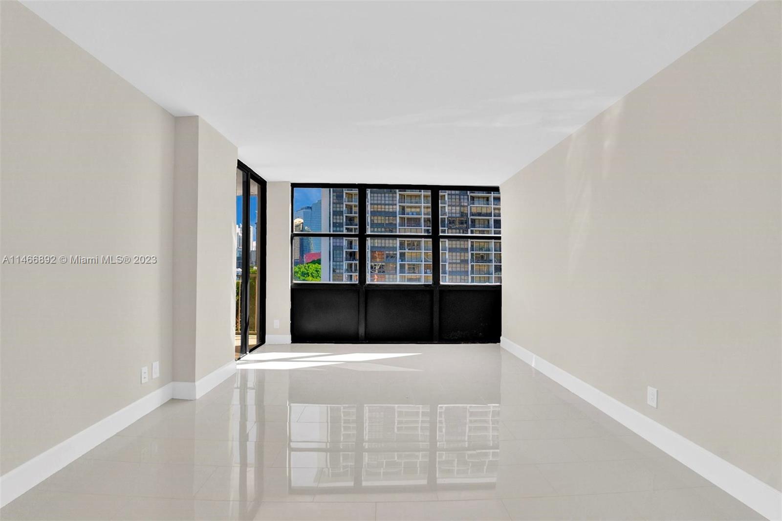 1915 Brickell Ave # 801