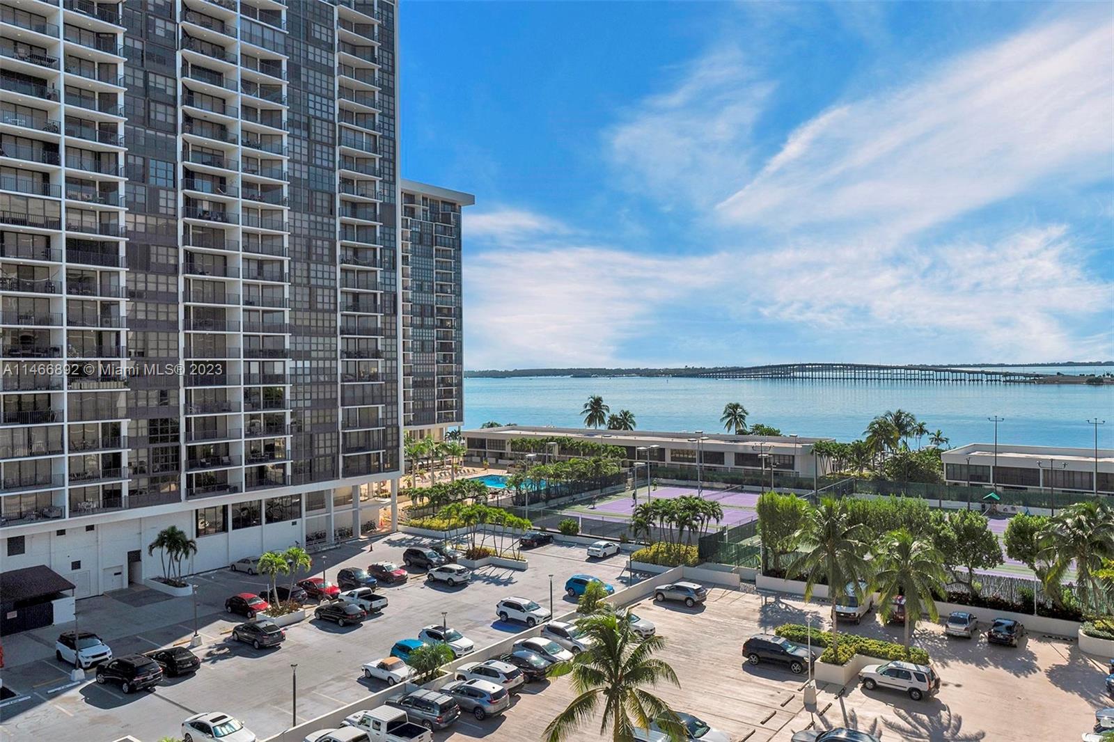 1915 Brickell Ave # 801