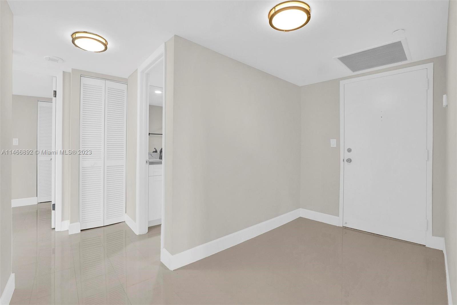 1915 Brickell Ave # 801