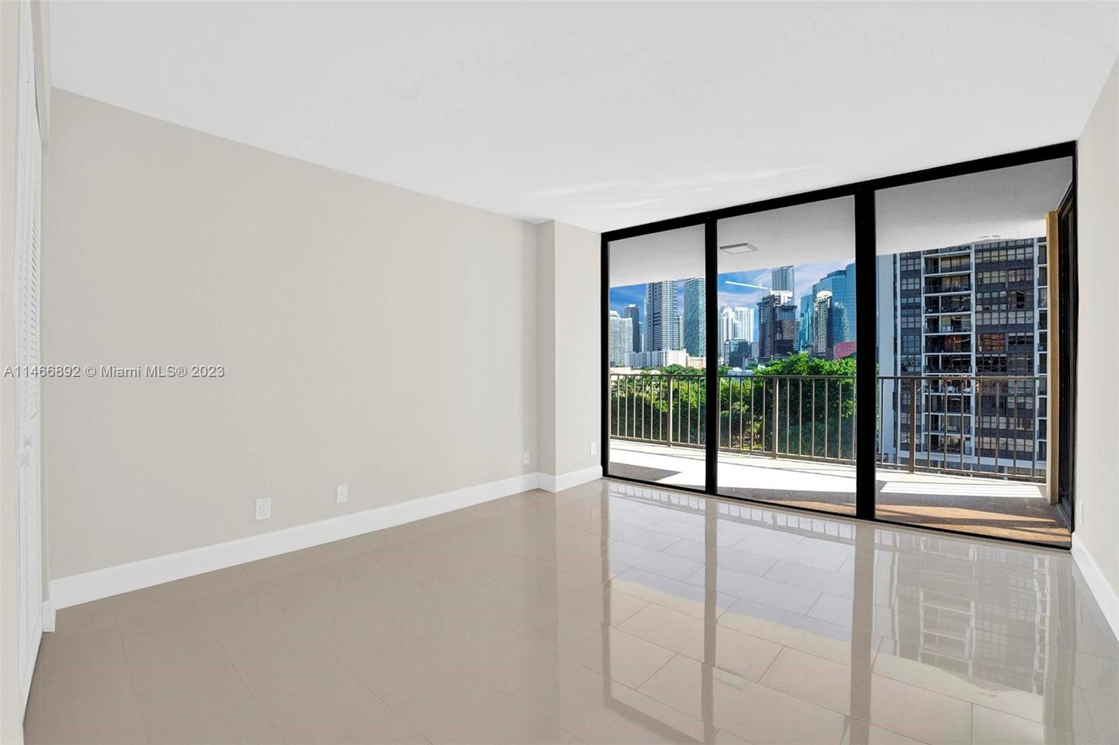 1915 Brickell Ave # 801