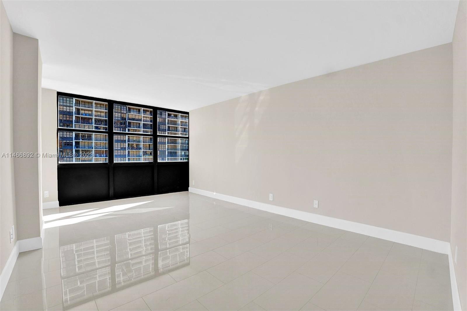 1915 Brickell Ave # 801