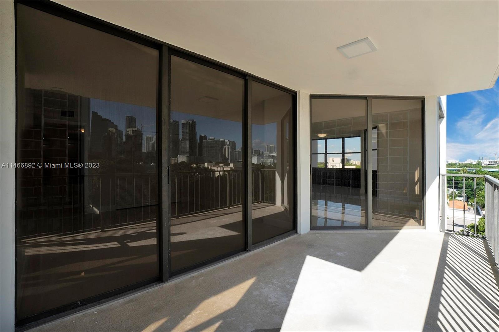 1915 Brickell Ave # 801