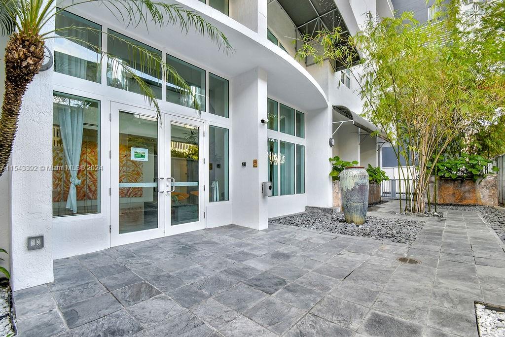 234 NE 3rd St # 1802