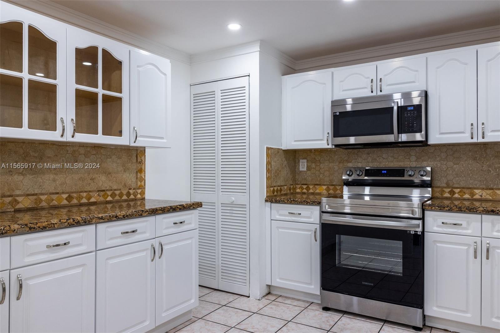 1915 Brickell Ave # C410