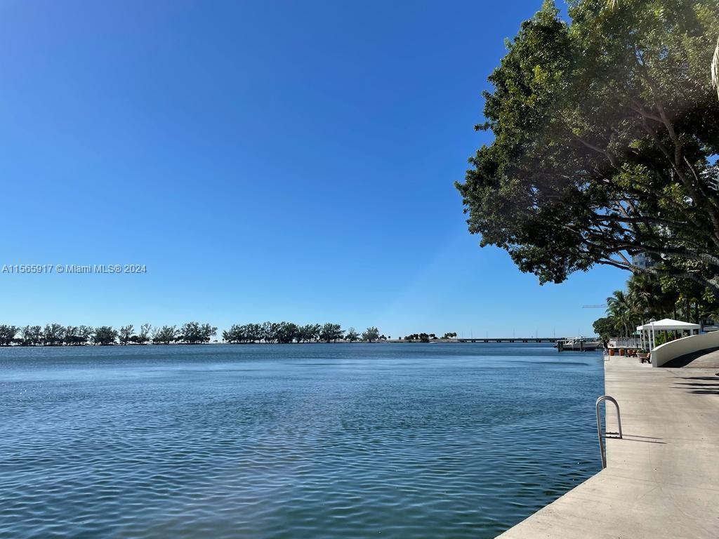 1915 Brickell Ave # C410