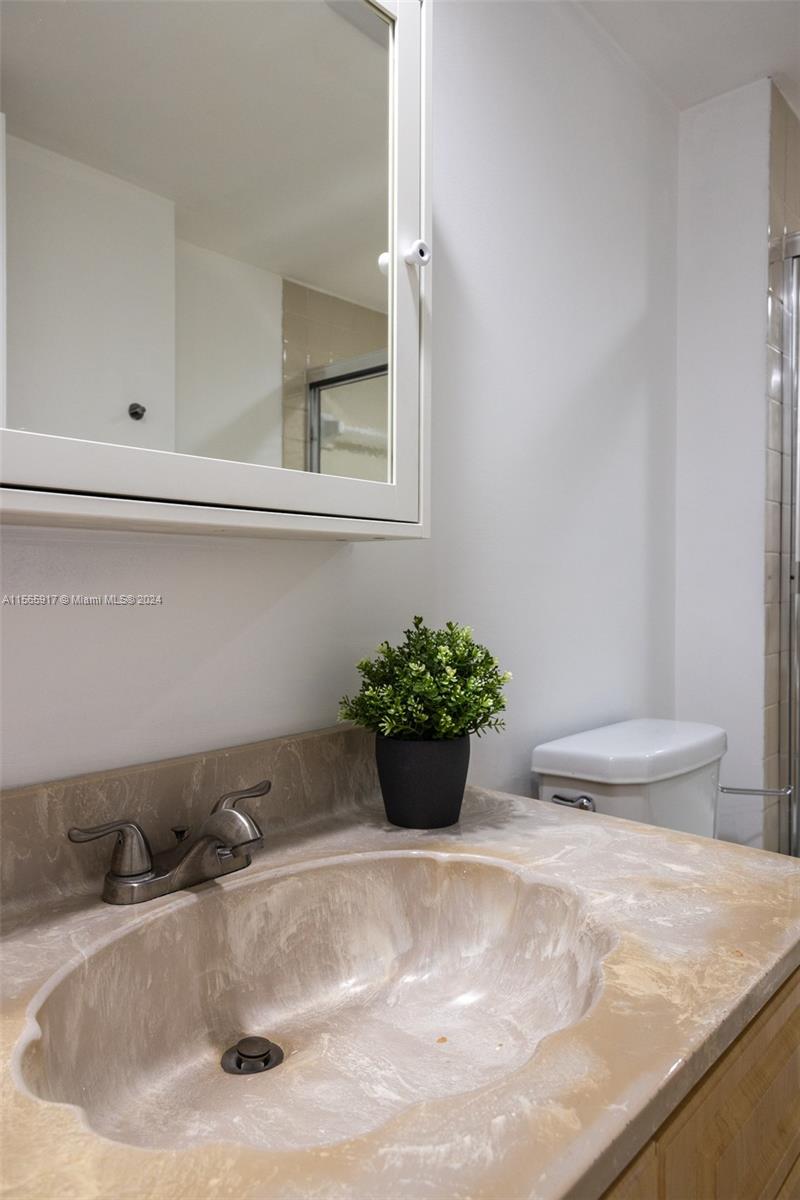 1915 Brickell Ave # C410