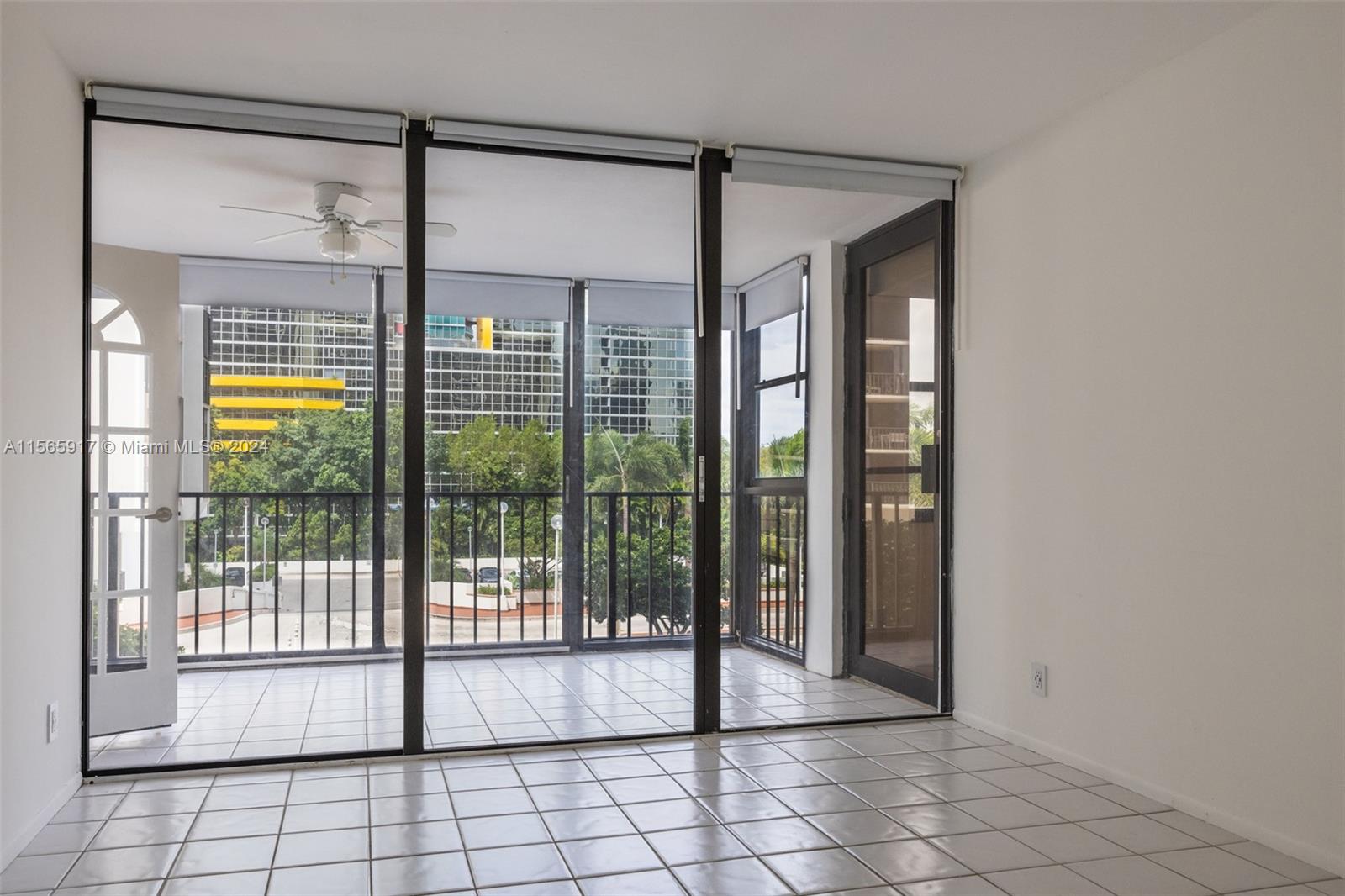 1915 Brickell Ave # C410