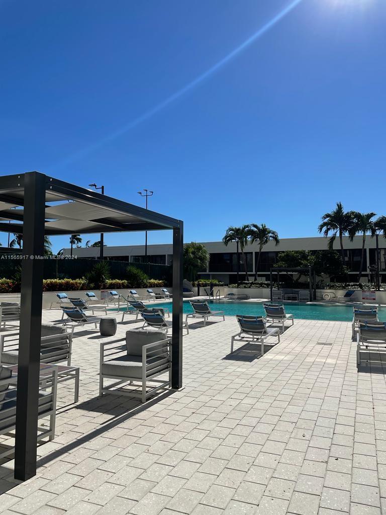 1915 Brickell Ave # C410