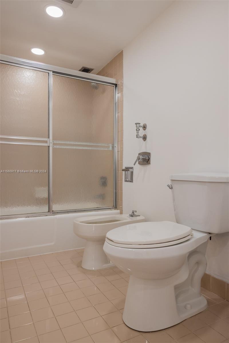 1915 Brickell Ave # C410