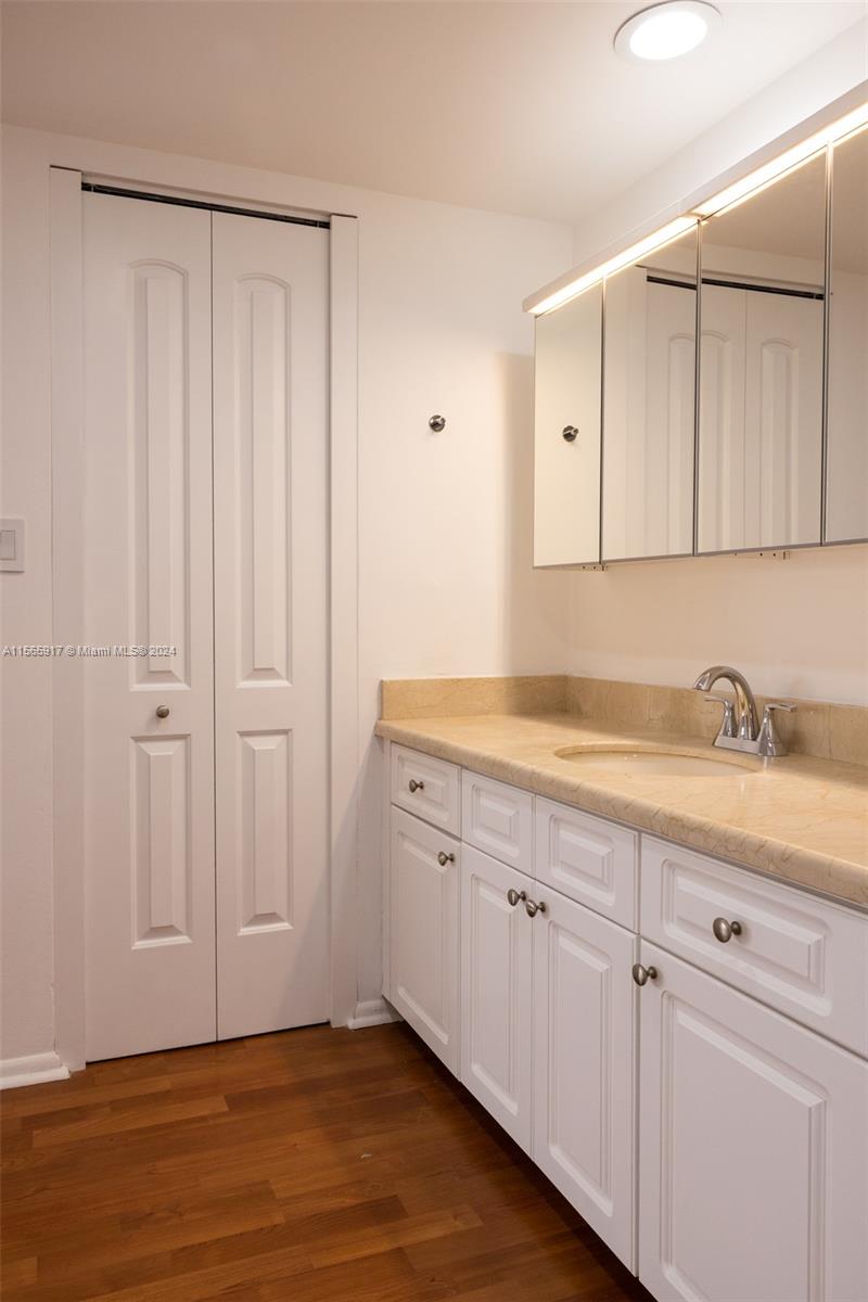 1915 Brickell Ave # C410