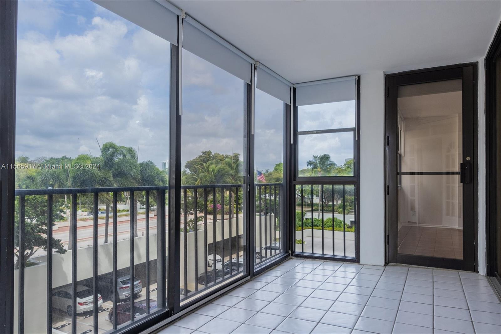 1915 Brickell Ave # C410