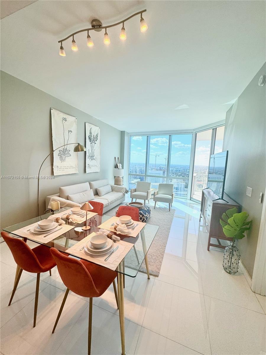 851 NE 1st Ave # 3006