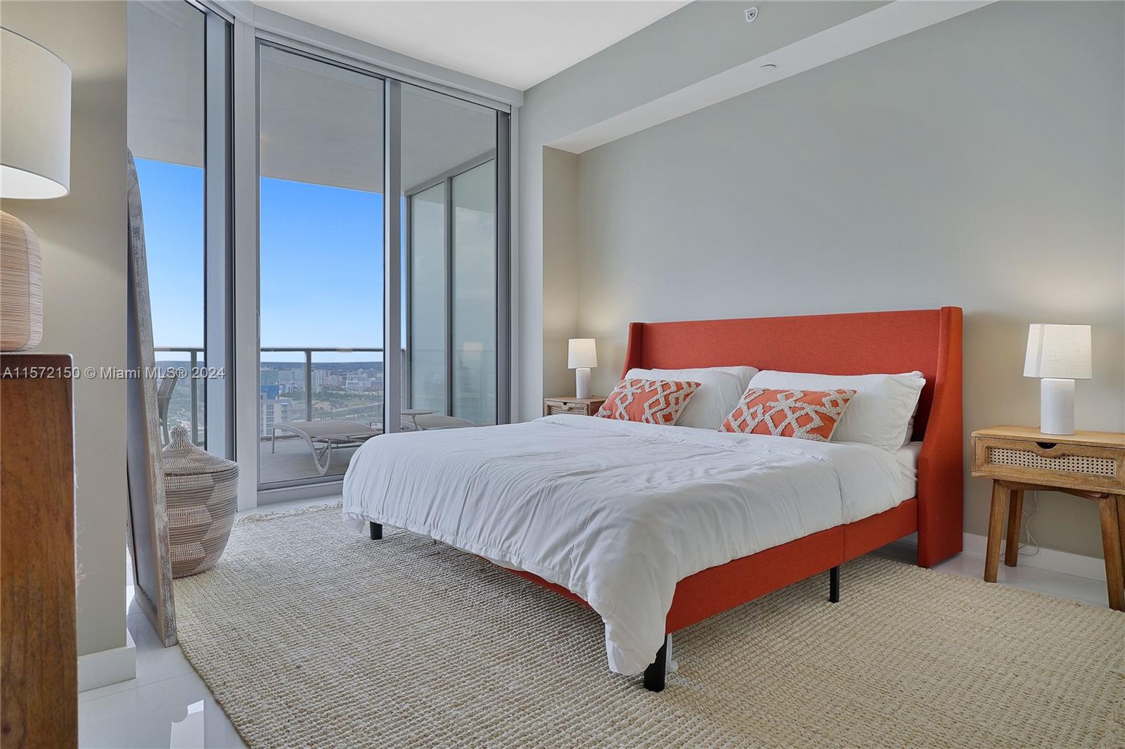 851 NE 1st Ave # 3006