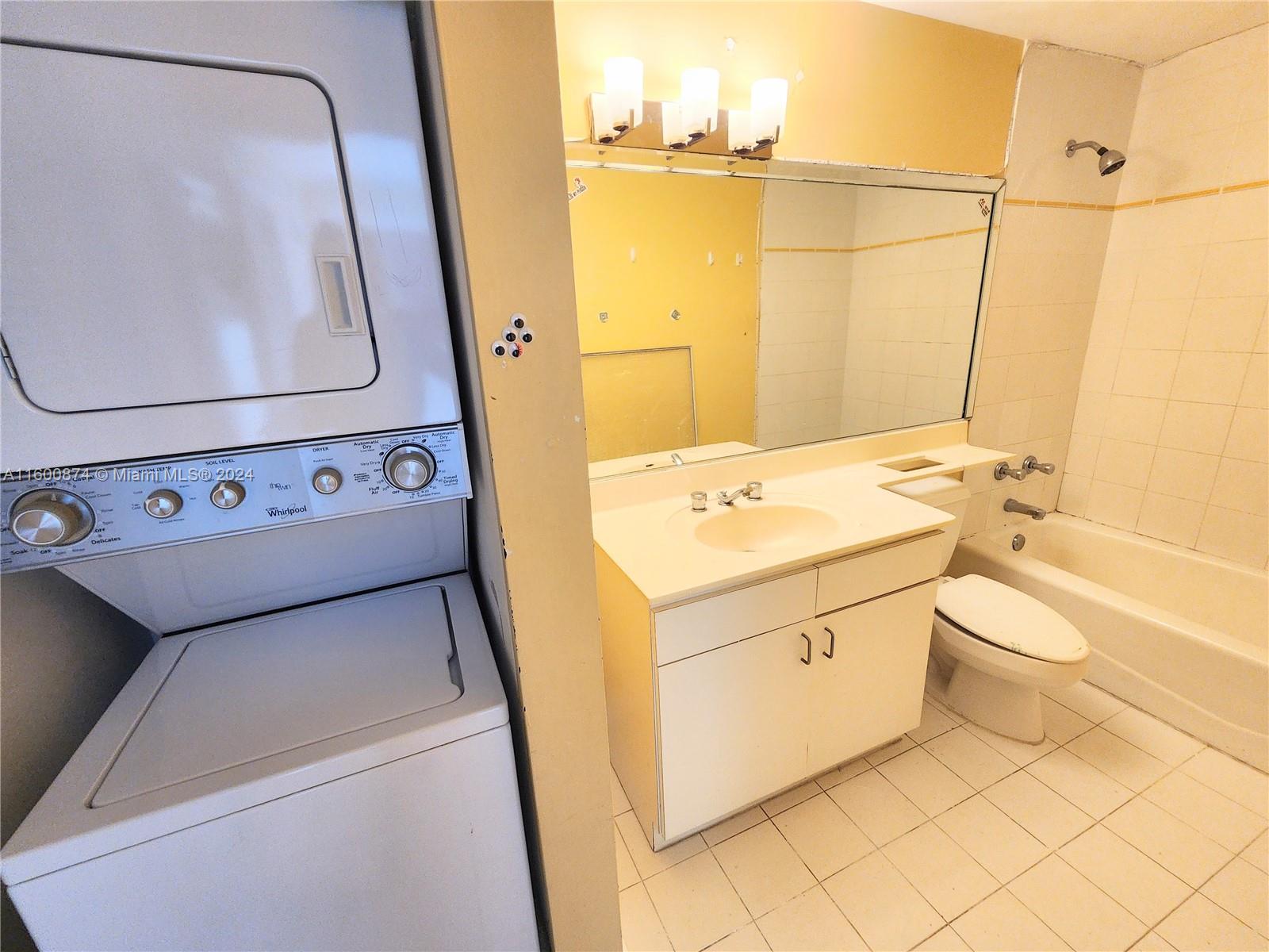 50 Ocean Lane Dr # 201