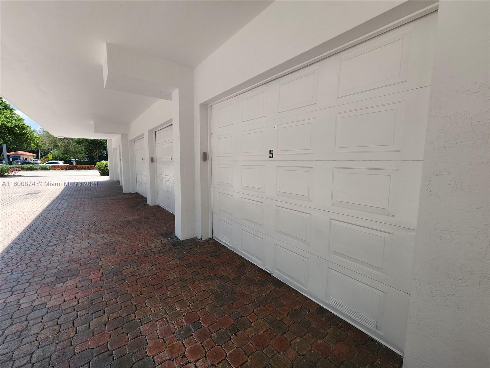 50 Ocean Lane Dr # 201