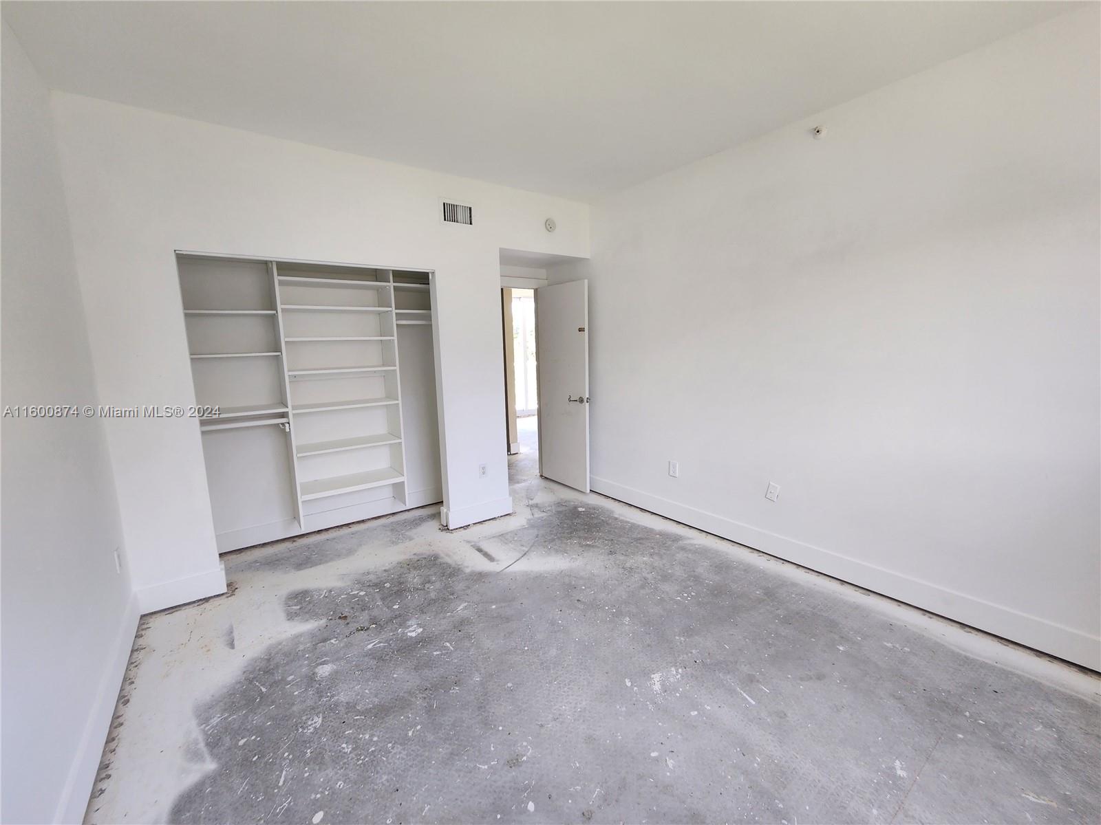 50 Ocean Lane Dr # 201