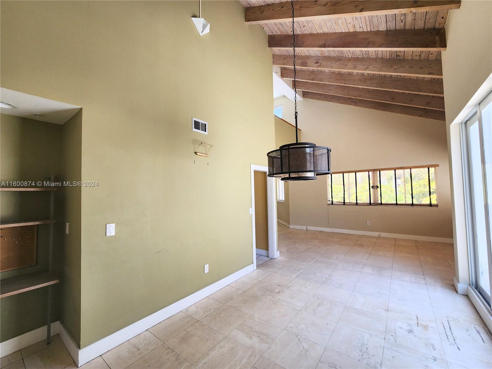 50 Ocean Lane Dr # 201