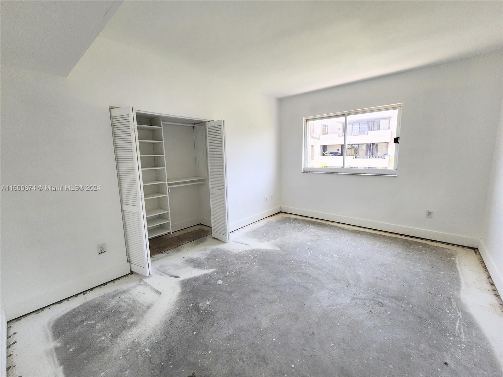 50 Ocean Lane Dr # 201