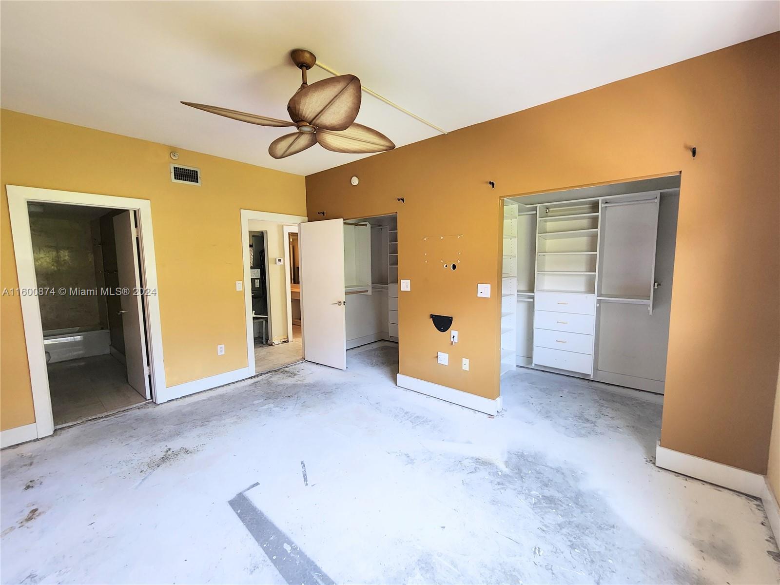 50 Ocean Lane Dr # 201