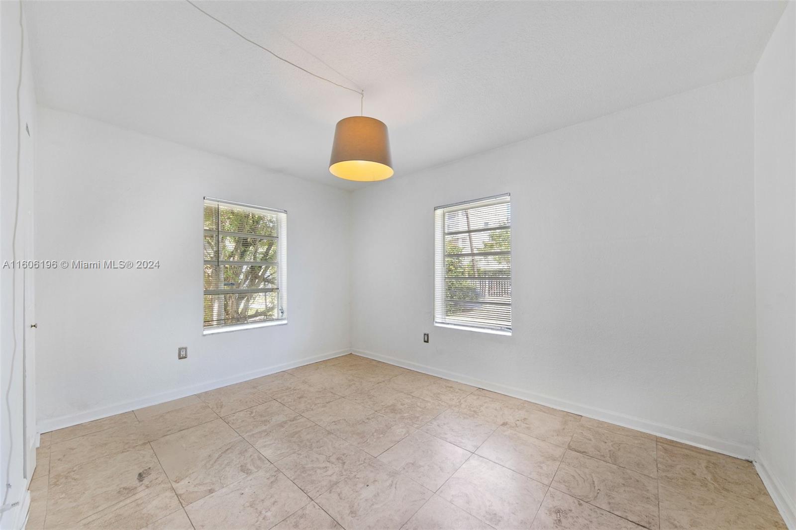 426 NE 77th St Rd # 2