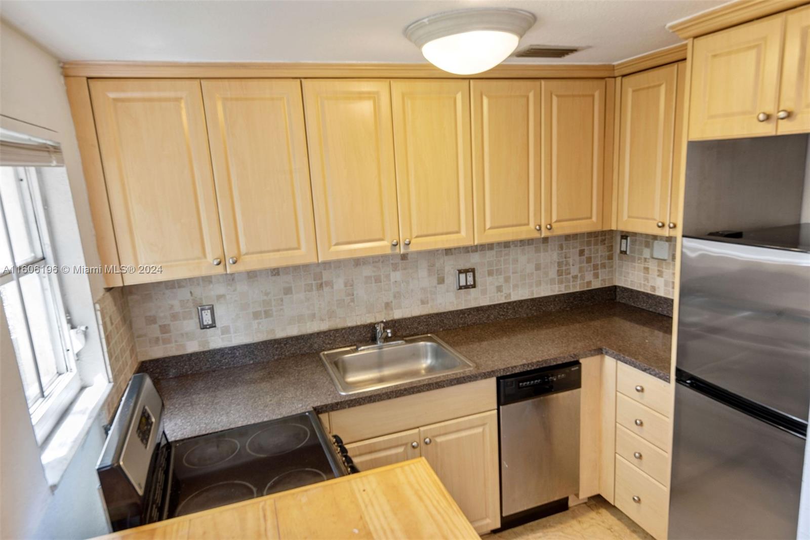 426 NE 77th St Rd # 2