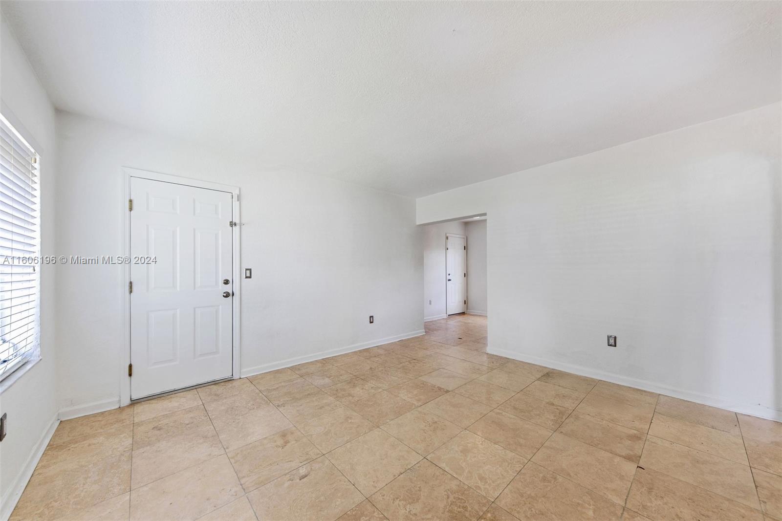 426 NE 77th St Rd # 2