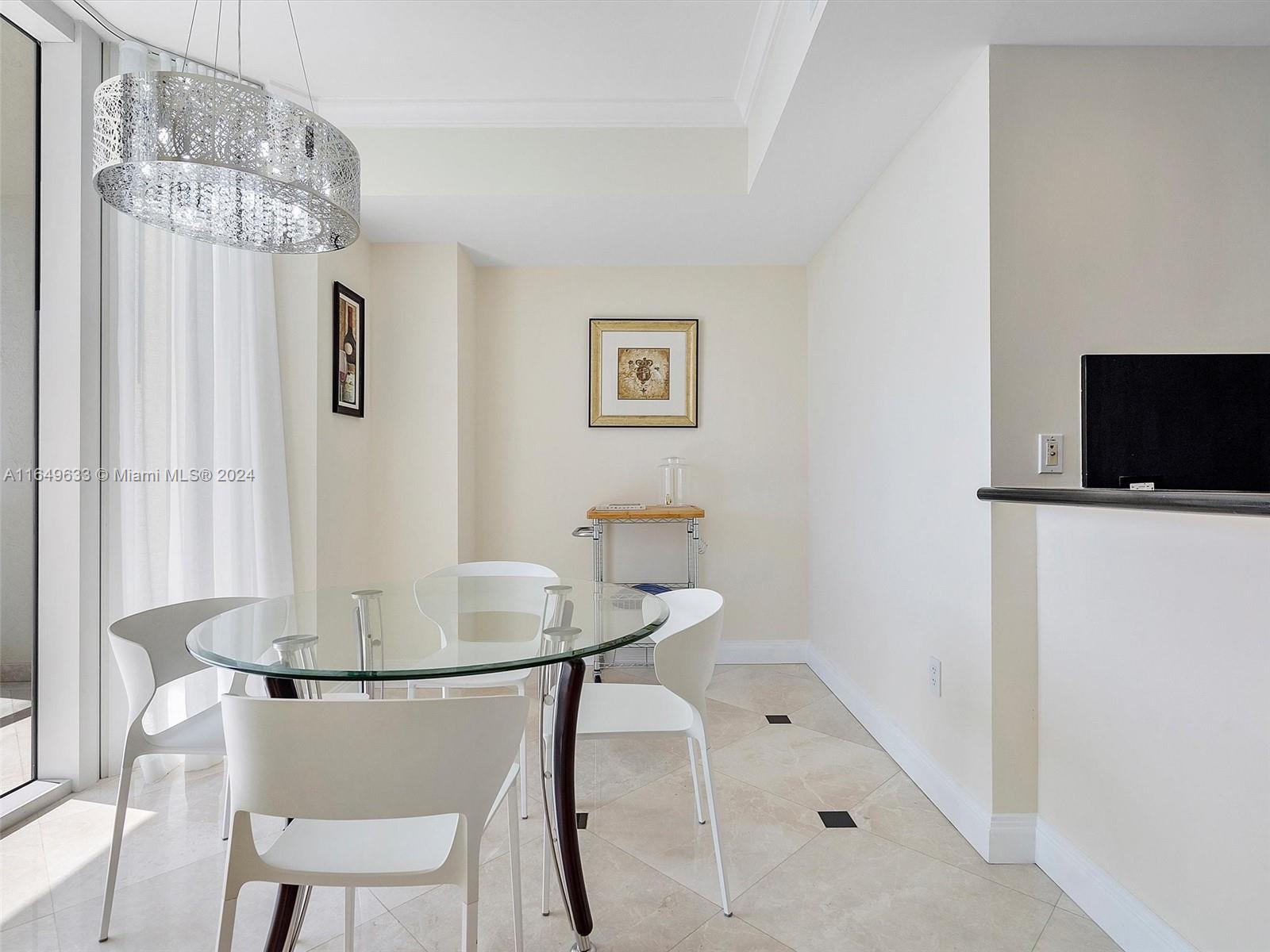 17875 Collins Ave # 3305