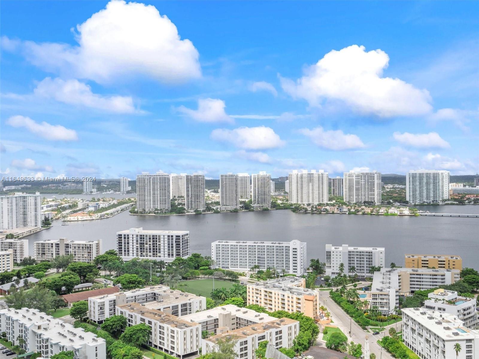 17875 Collins Ave # 3305