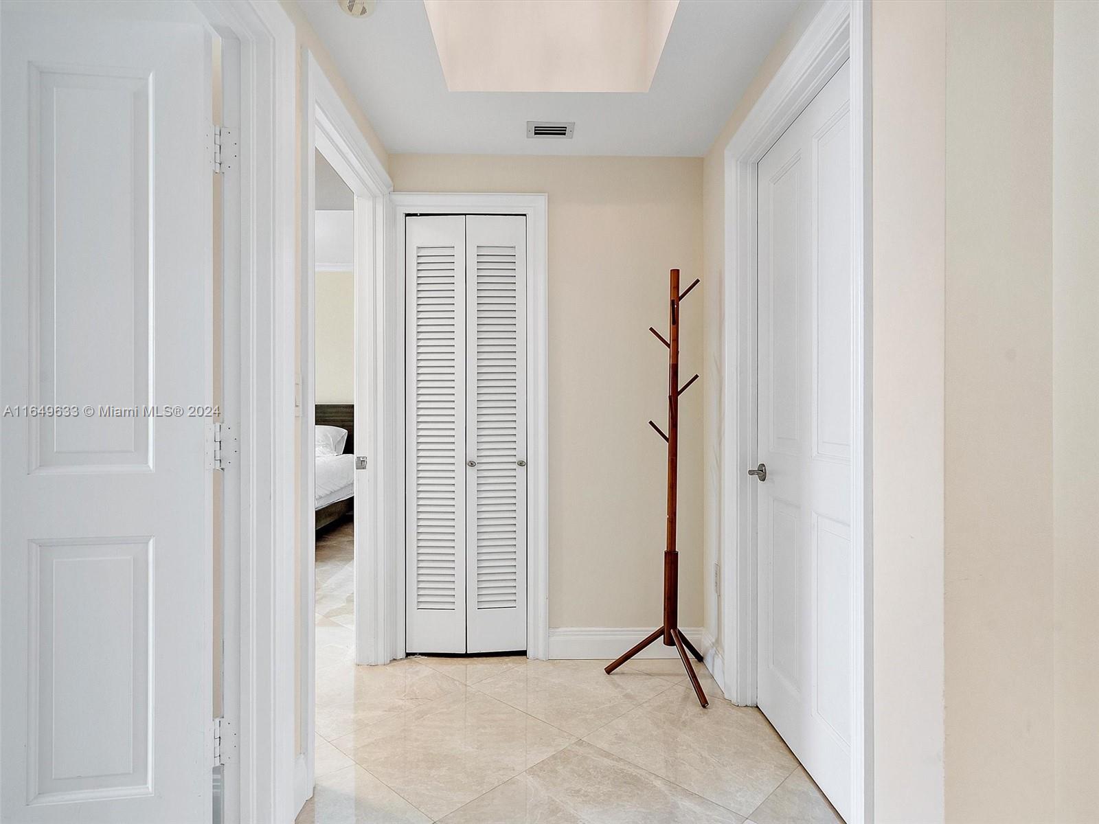 17875 Collins Ave # 3305