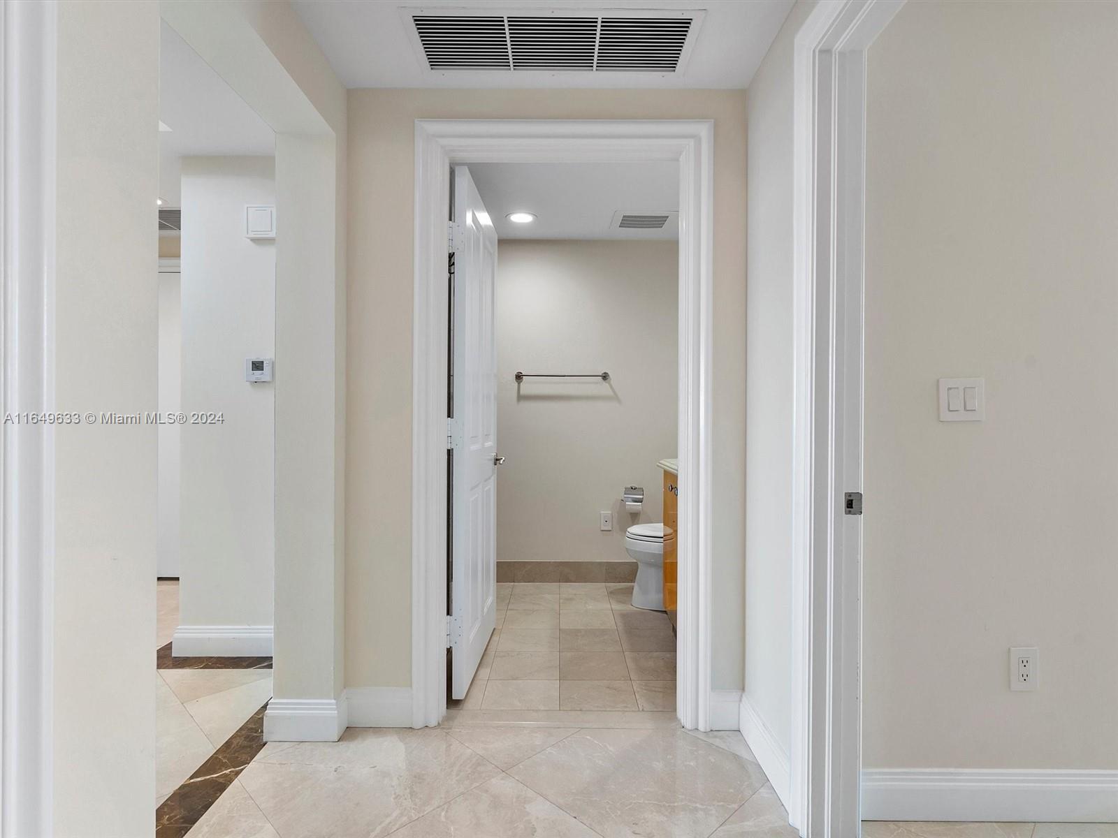 17875 Collins Ave # 3305