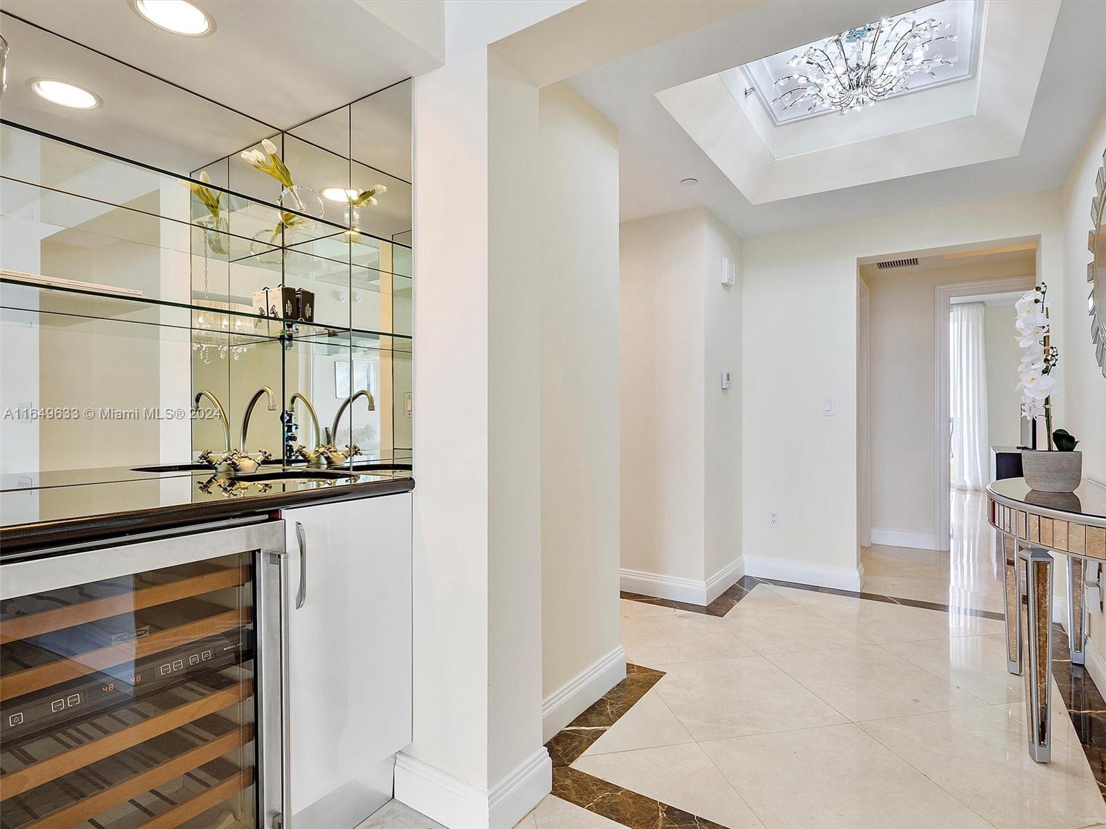 17875 Collins Ave # 3305