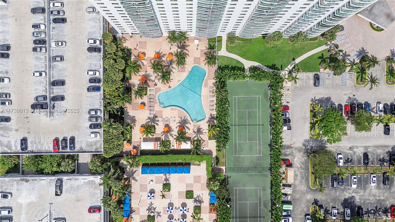 19380 Collins Ave # 1510