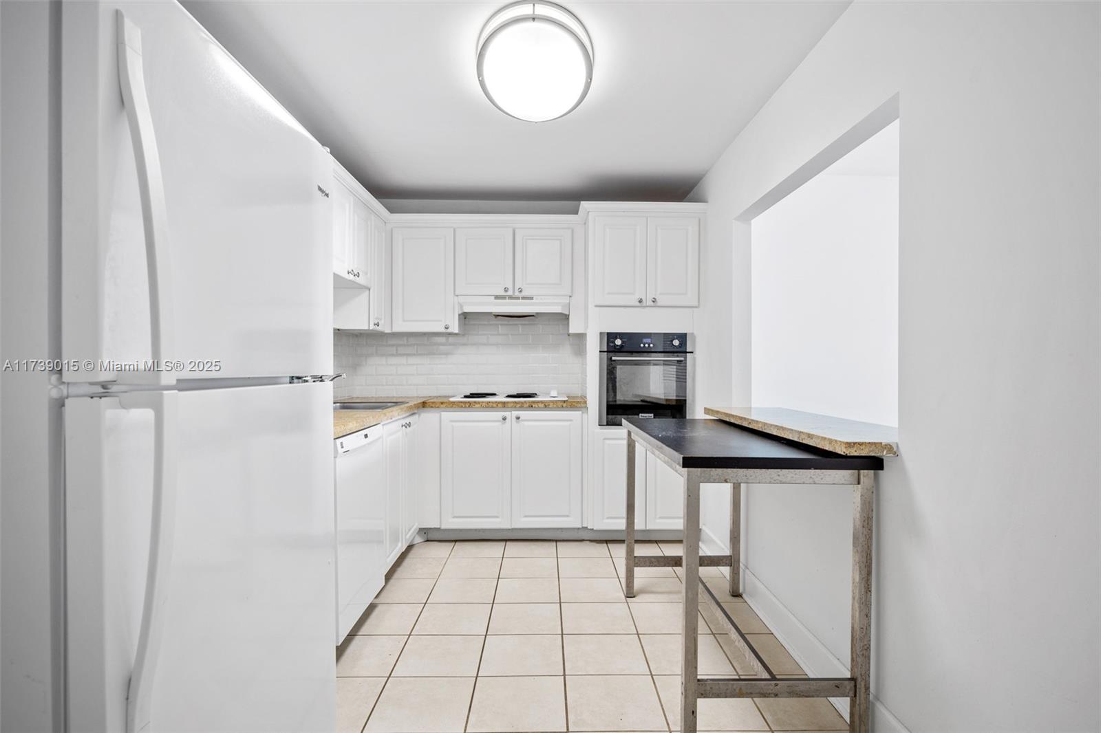 19380 Collins Ave # 1510