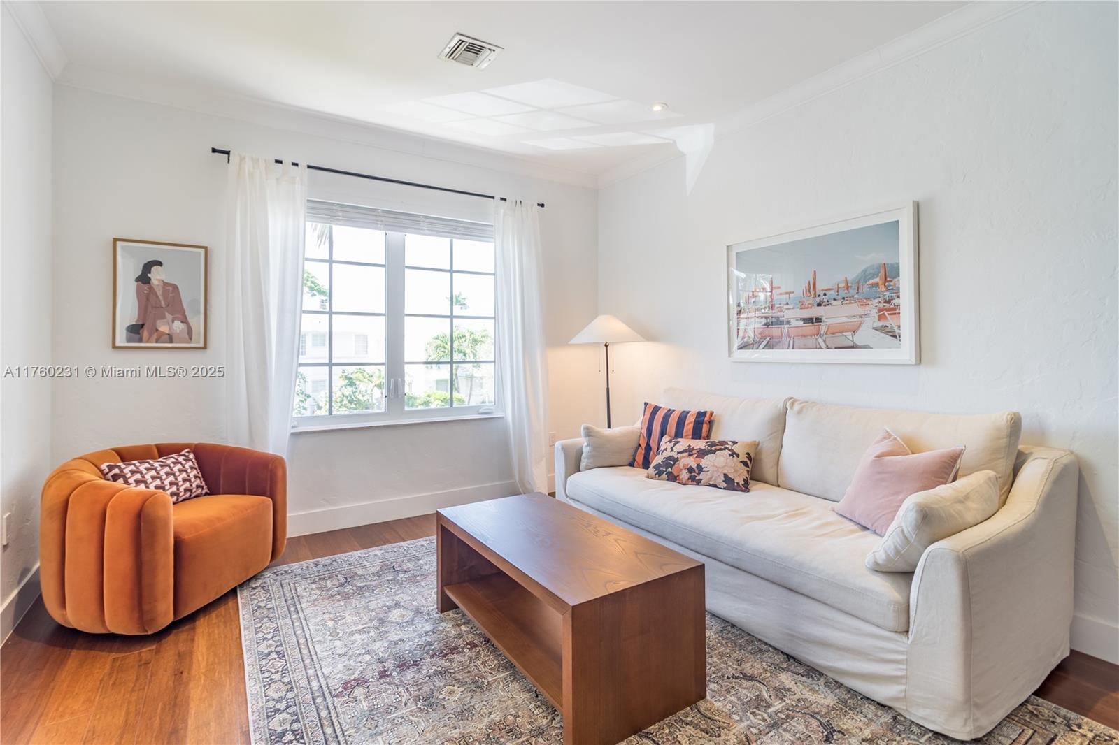 1569 Euclid Ave # 3