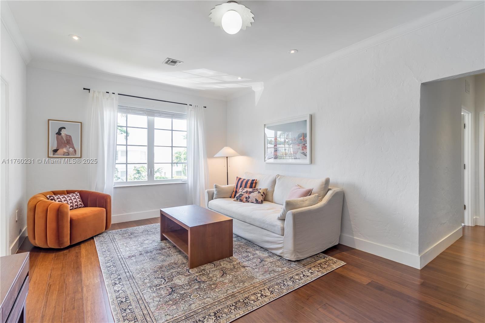 1569 Euclid Ave # 3