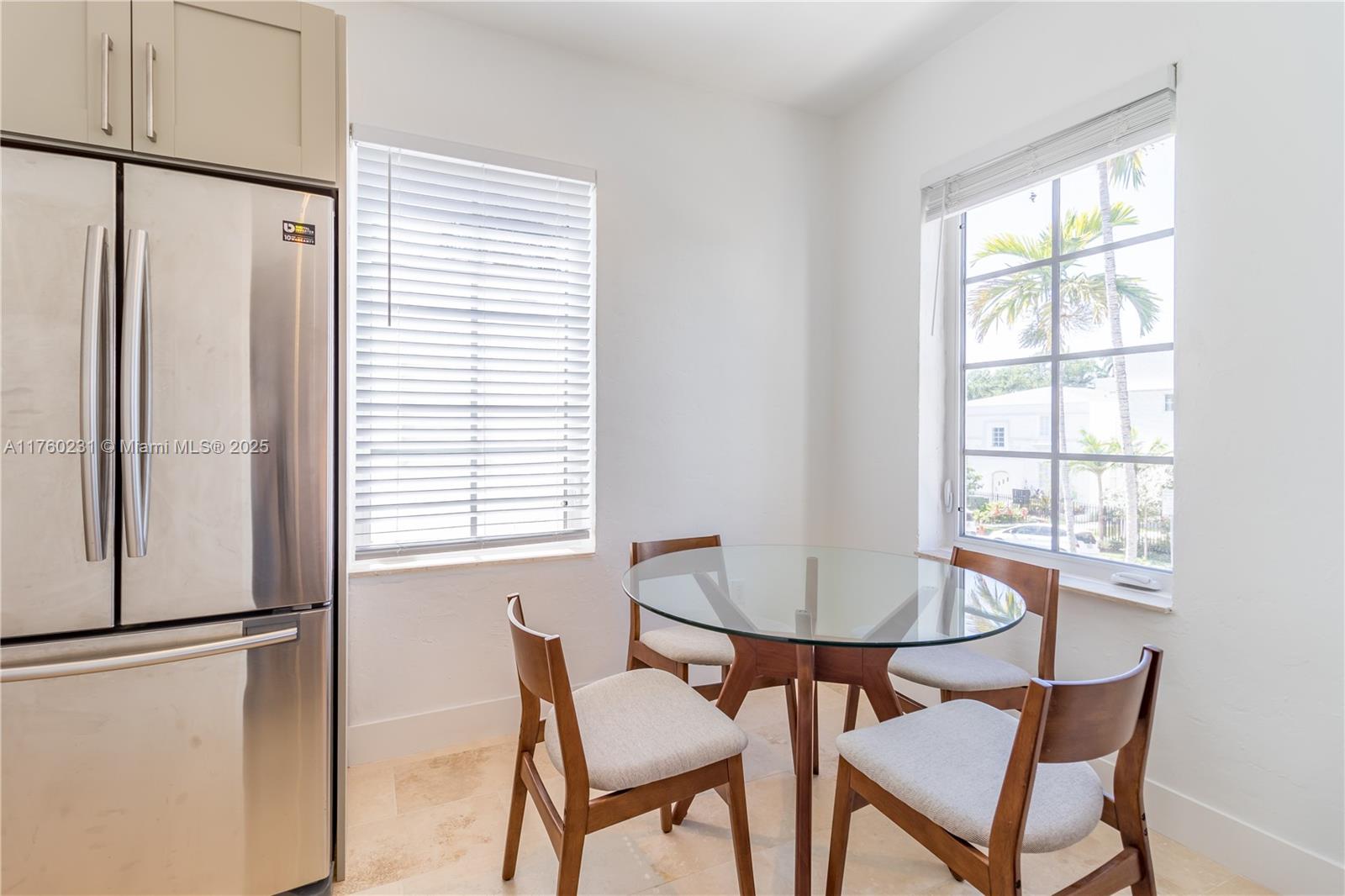 1569 Euclid Ave # 3