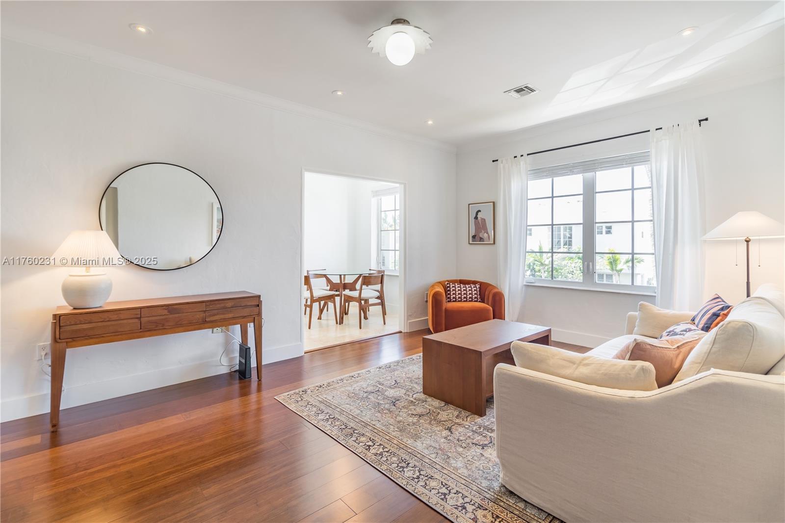 1569 Euclid Ave # 3
