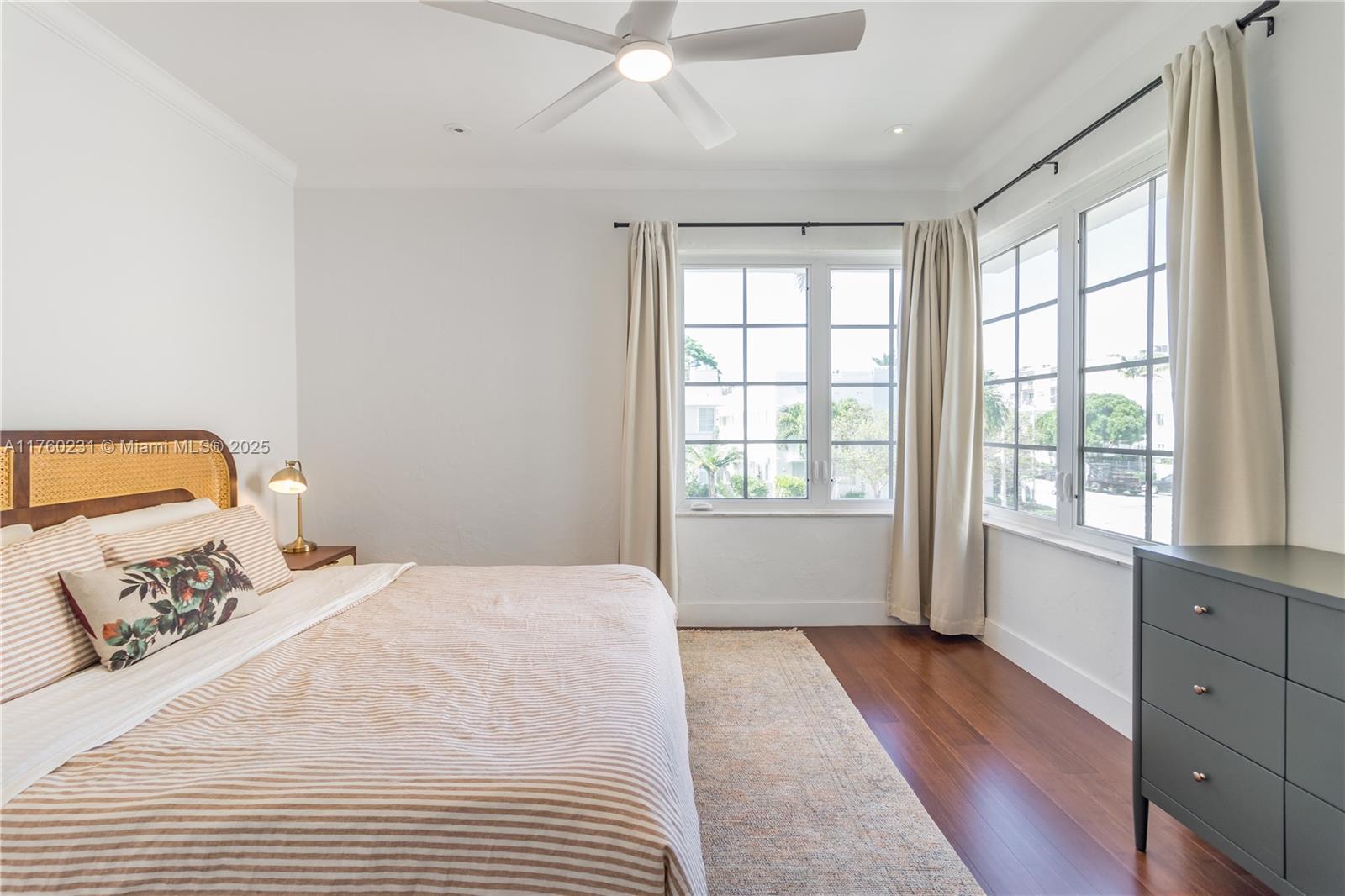 1569 Euclid Ave # 3