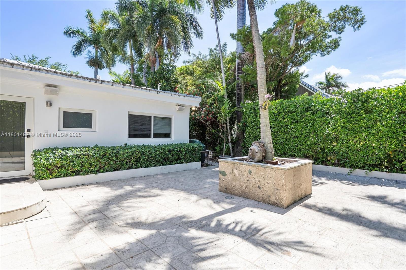 9200 N Bayshore Dr