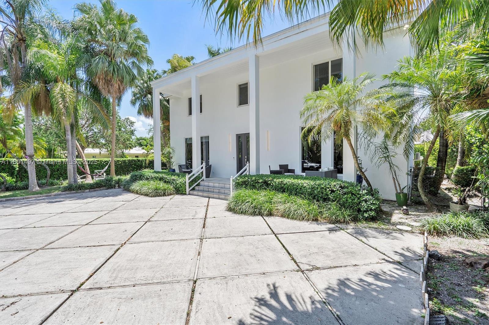9200 N Bayshore Dr