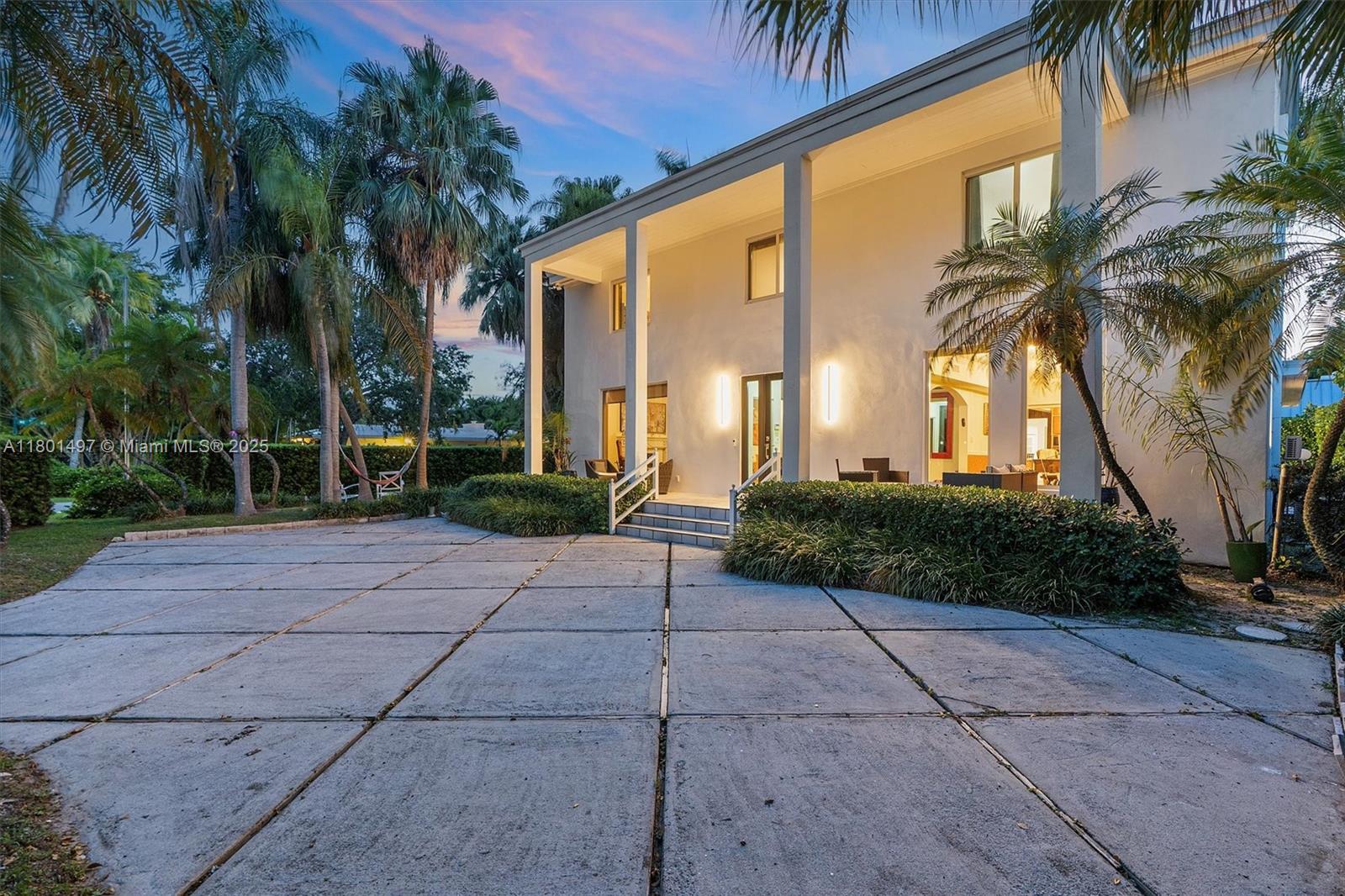 9200 N Bayshore Dr