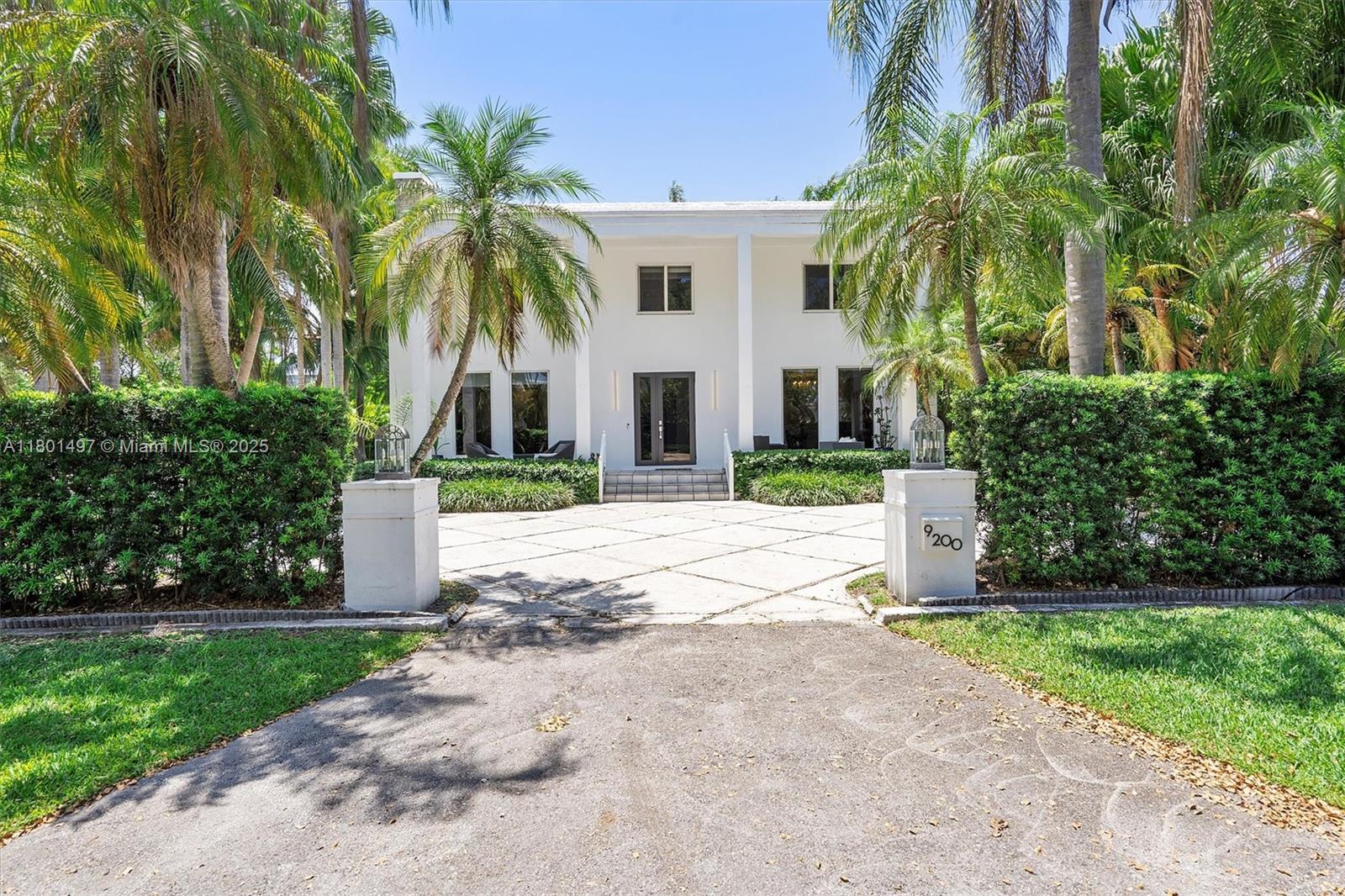 9200 N Bayshore Dr