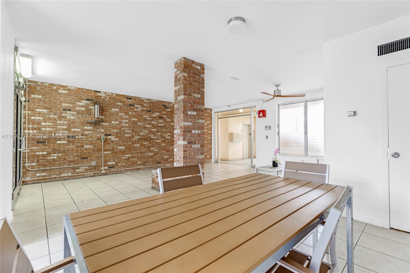 1150 Euclid Ave # 311