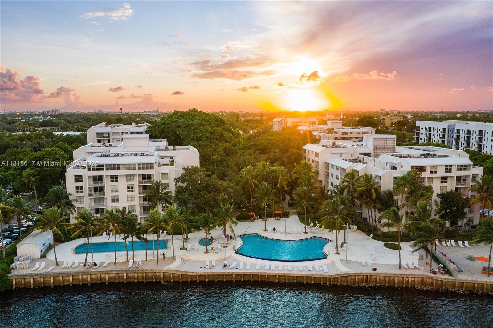 650 NE 64th St # G507