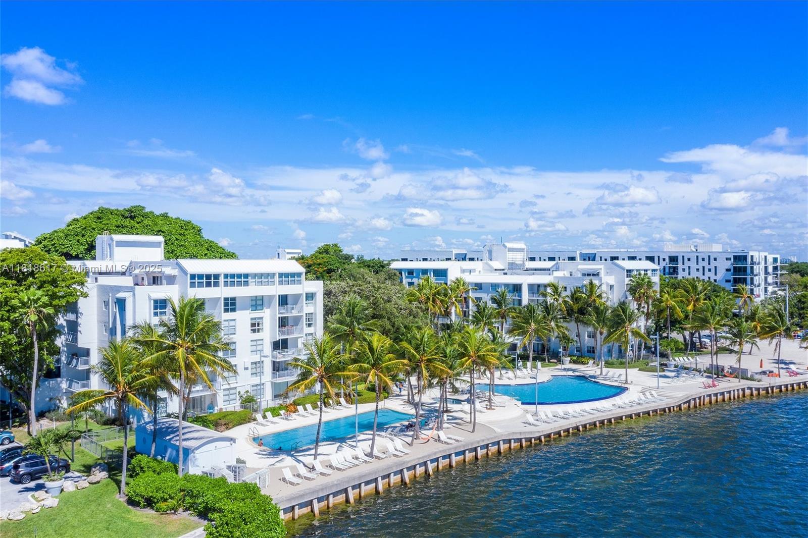 650 NE 64th St # G507