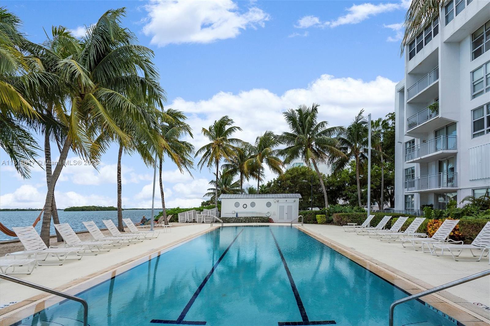 650 NE 64th St # G507