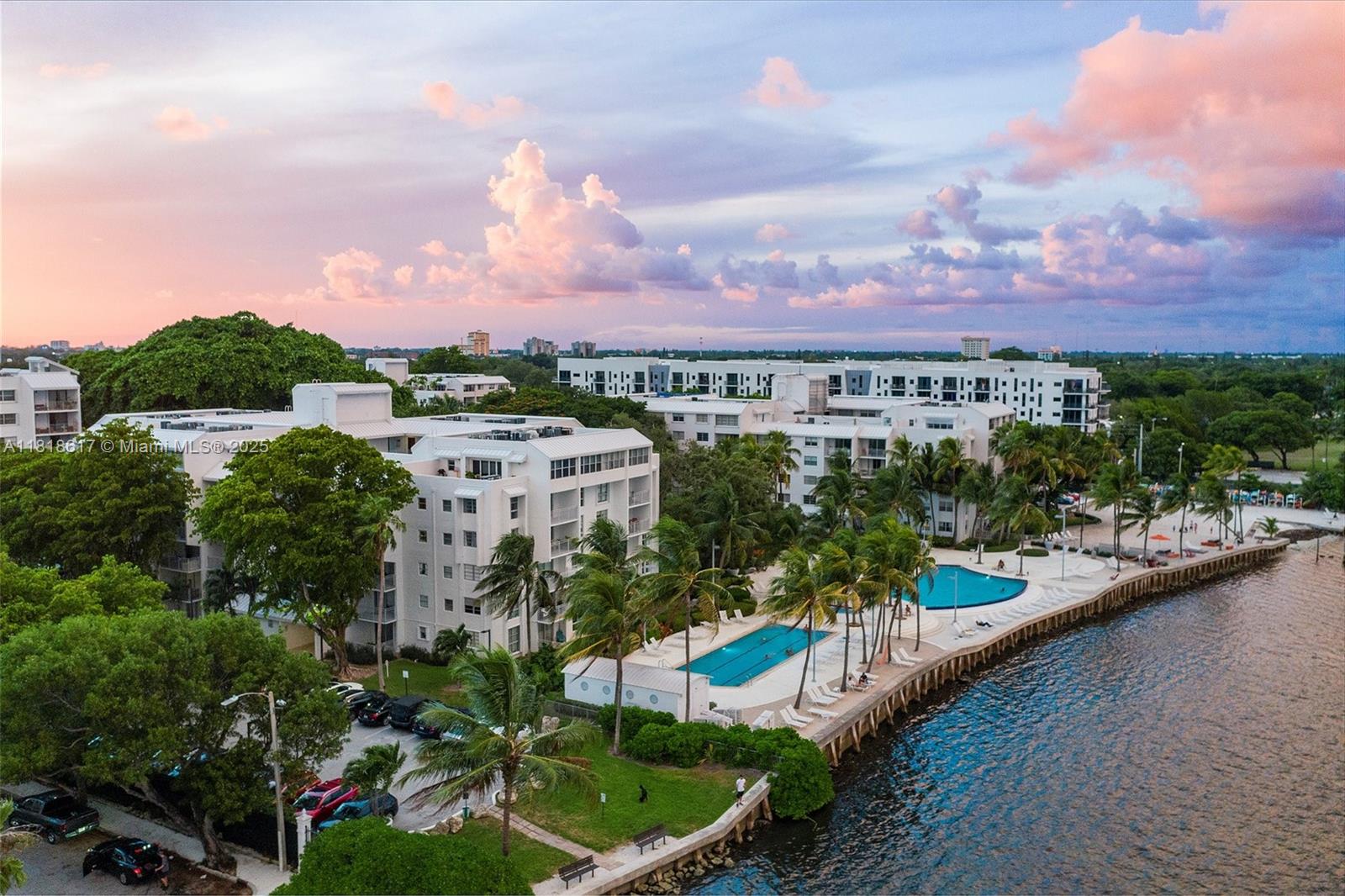 650 NE 64th St # G507