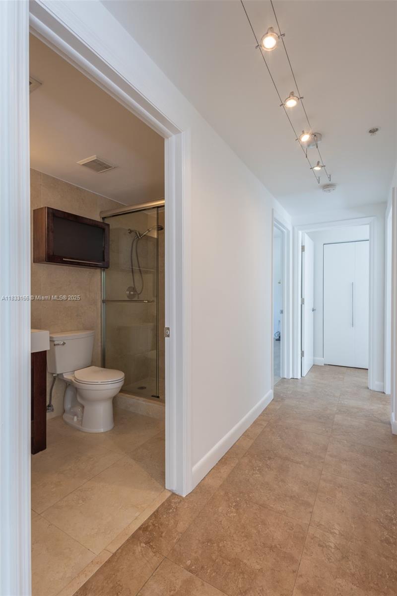 50 Ocean Lane Dr # 101
